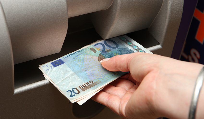 Shqiperia e varfer - 156 mije persona paguhen me vetem 24 mije leke ne muaj